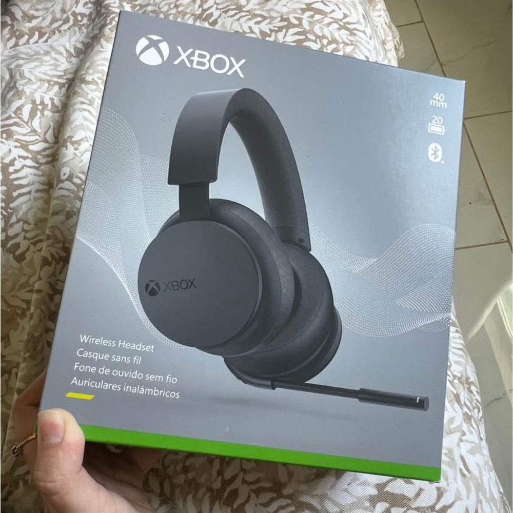 Xbox Wireless Headset - Black
